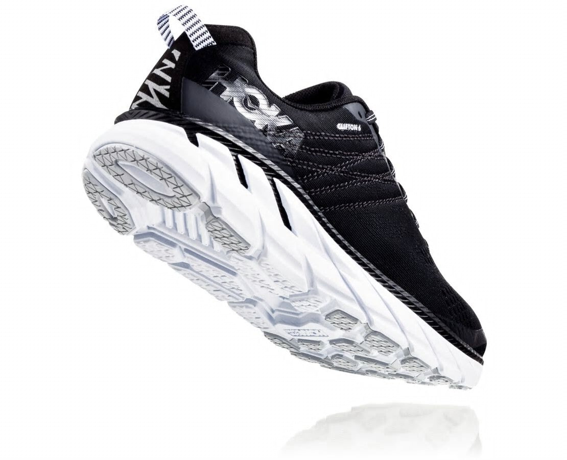 Women's Clifton 6 Black / White