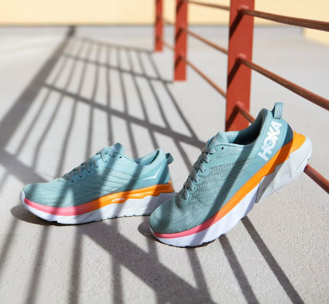 Women's Arahi 4 Blue Haze / Lunar Rock