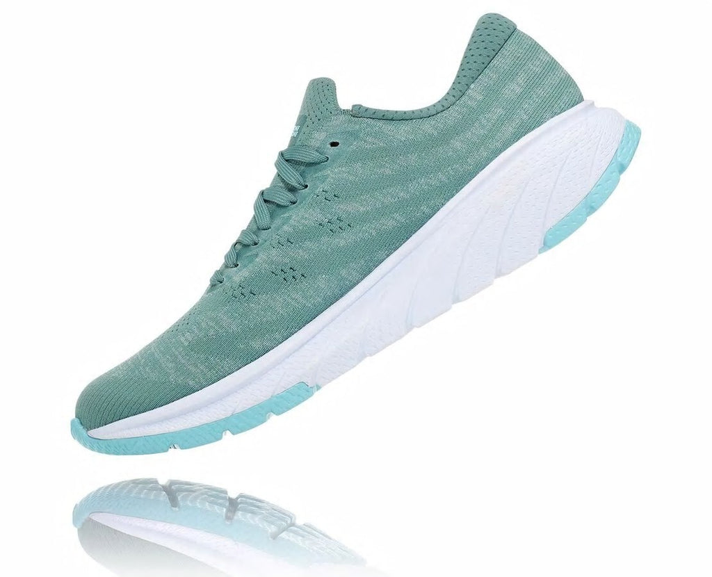 Women's Cavu 3 Oil Blue / White