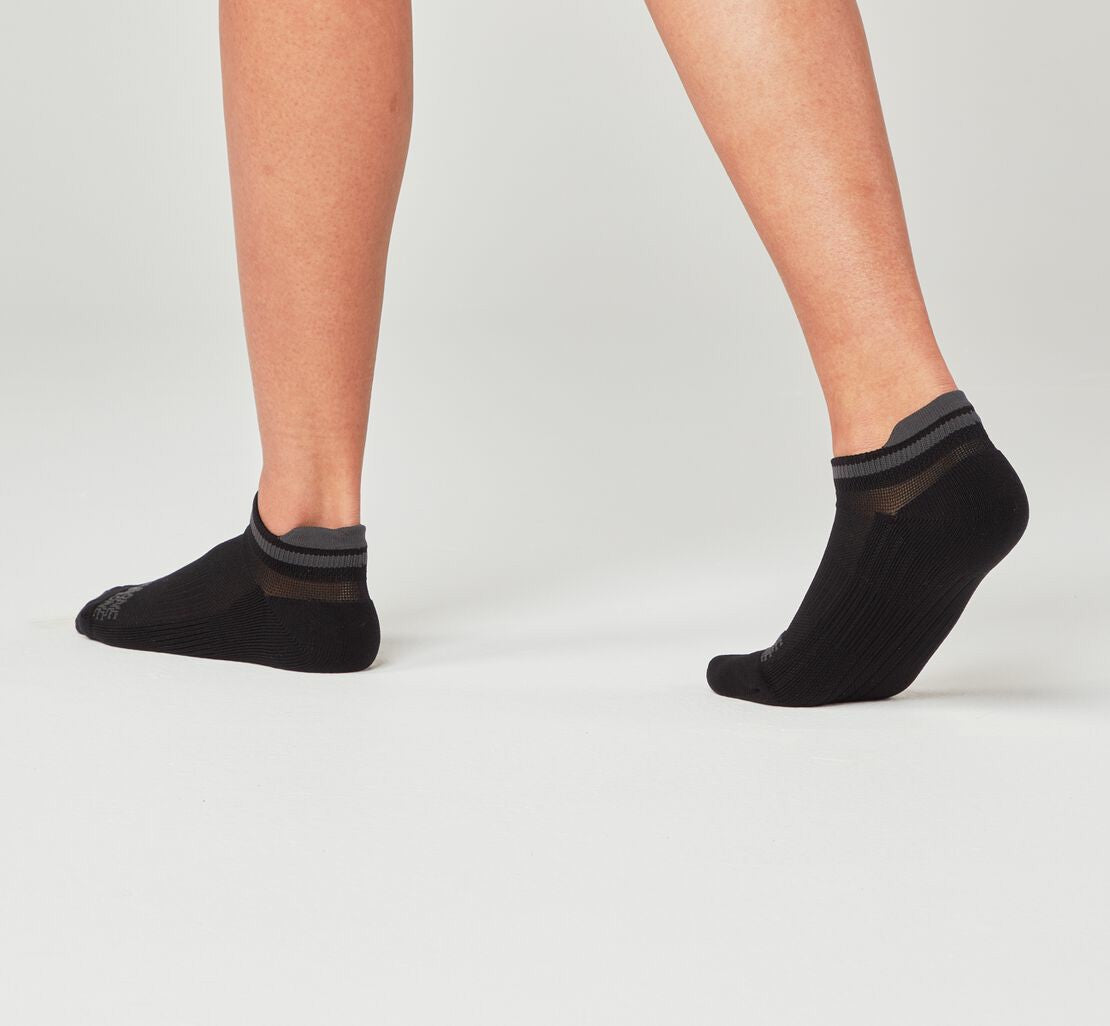 All Gender Performance No-Show Sock Black