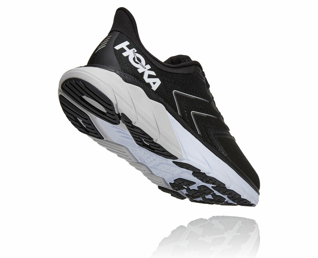 Men's Arahi 5 Black / White